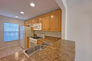 11329 SW Birch Tree Cir, Port Saint Lucie, FL 34987 - Photo 12