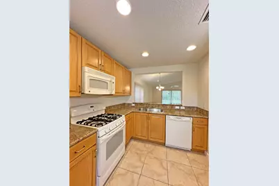 11329 SW Birch Tree Circle, Port Saint Lucie, FL 34987 - Photo 10