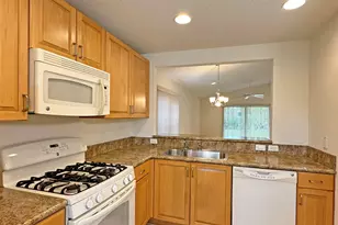11329 SW Birch Tree Cir, Port Saint Lucie, FL 34987 - Photo 10