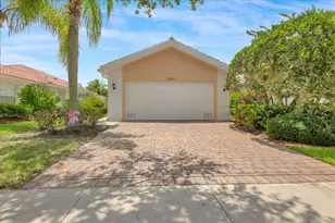 10882 SW Dardanelle Dr, Port Saint Lucie, FL 34987 - Photo 2