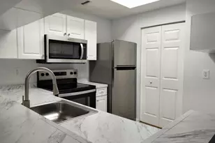 2803 Sarento Pl, Palm Beach Gardens, FL 33410 - Photo 2