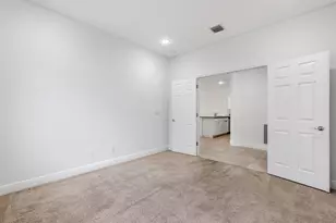 1367 NW Leonardo Cir, Port Saint Lucie, FL 34986 - Photo 16