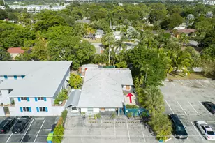 1425 NE 26th Dr, Wilton Manors, FL 33334 - Photo 28