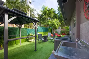 1425 NE 26th Dr, Wilton Manors, FL 33334 - Photo 22