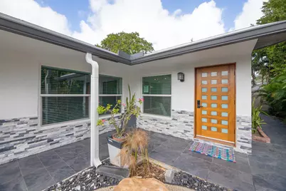1425 NE 26th Drive #1-2, Wilton Manors, FL 33334 - Photo 2