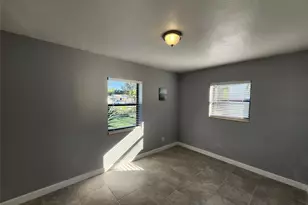942 NW 12th St, Fort Lauderdale, FL 33311 - Photo 14