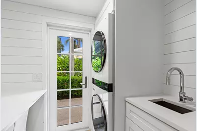 142 Peruvian Avenue #102, Palm Beach, FL 33480 - Photo 20