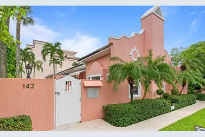 142 Peruvian Avenue #1020, Palm Beach, FL 33480 - Photo 1