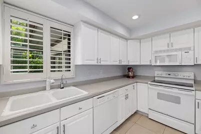 13362 Polo Road W #B102, Wellington, FL 33414 - Photo 8