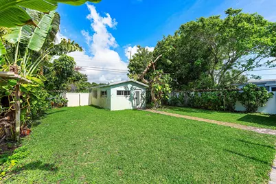 707 S Broadway, Lantana, FL 33462 - Photo 24