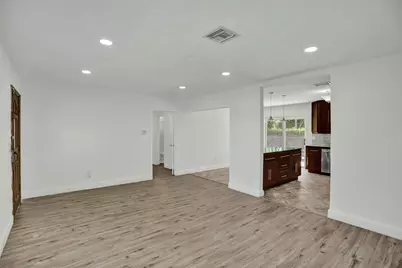 30 NE 139th Street, Miami, FL 33161 - Photo 10