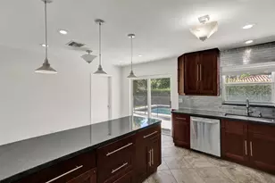30 NE 139th St, Miami, FL 33161 - Photo 20