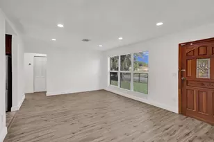 30 NE 139th St, Miami, FL 33161 - Photo 12