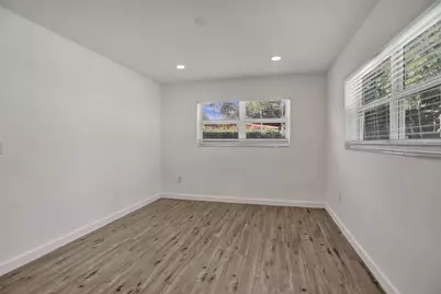 30 NE 139th Street, Miami, FL 33161 - Photo 40