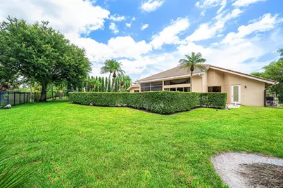 1697 Mayacoo Lakes Boulevard, West Palm Beach, FL 33411 - Photo 50
