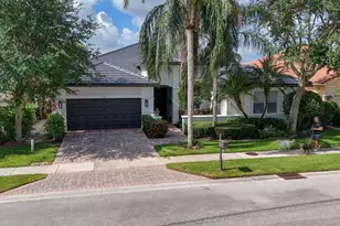 144 Sedona Way, Palm Beach Gardens, FL 33418 - Photo 2