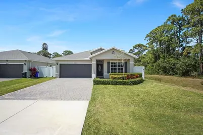 3909 SE Lee Street, Stuart, FL 34997 - Photo 2