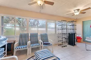 534 SW Halifax Ave, Port Saint Lucie, FL 34953 - Photo 14