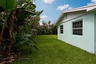 3743 NE Barbara Dr, Jensen Beach, FL 34957 - Photo 20
