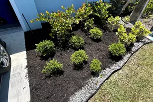 845 Persimmon Pl, Fort Pierce, FL 34981 - Photo 2