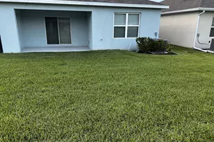 845 Persimmon Pl, Fort Pierce, FL 34981 - Photo 6