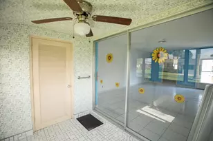 2545 Dudley Dr W, West Palm Beach, FL 33415 - Photo 16