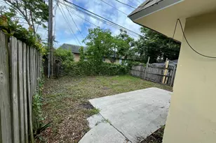 1335 NW 7th Terrace, Fort Lauderdale, FL 33311 - Photo 4