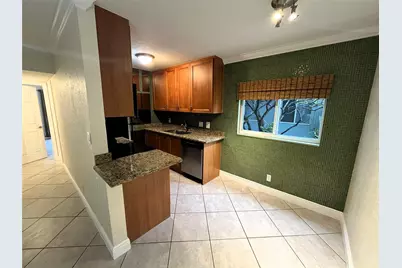 1460 NE 18th Street #104, Fort Lauderdale, FL 33305 - Photo 8