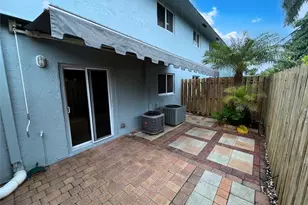 1460 NE 18th St, Fort Lauderdale, FL 33305 - Photo 18