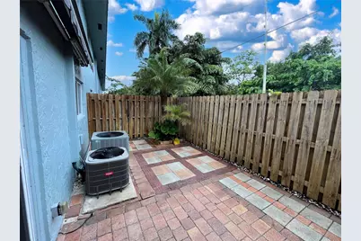 1460 NE 18th Street #104, Fort Lauderdale, FL 33305 - Photo 14