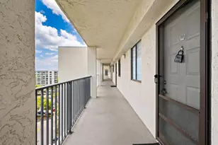 2215 Cypress Island Dr, Pompano Beach, FL 33069 - Photo 24