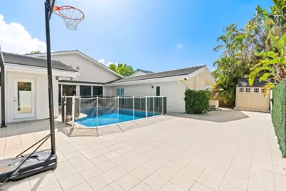 3870 N 31st Terrace, Hollywood, FL 33021 - Photo 20