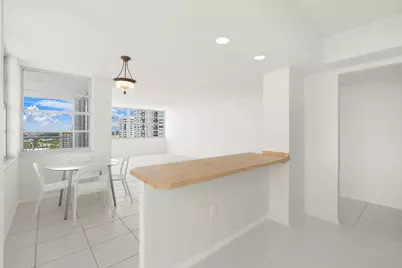 18011 Biscayne Boulevard #1704-1, Aventura, FL 33160 - Photo 8