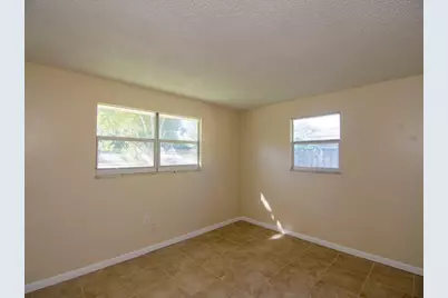 8604 Brookline Avenue, Fort Pierce, FL 34951 - Photo 16