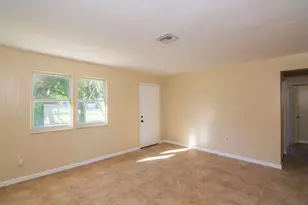 8604 Brookline Ave, Fort Pierce, FL 34951 - Photo 10