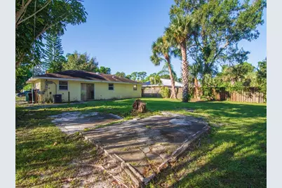 8604 Brookline Avenue, Fort Pierce, FL 34951 - Photo 32