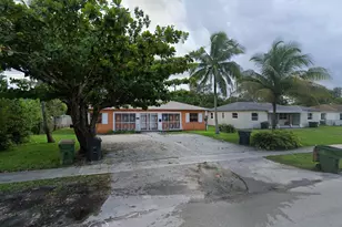 648 NE 139th St, North Miami, FL 33161 - Photo 10