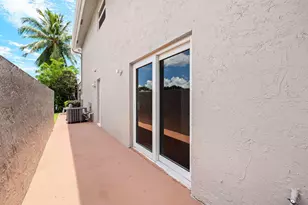 9410 Sea Turtle Manor, Plantation, FL 33324 - Photo 30