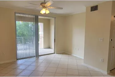 6533 Emerald Dunes Drive #304, West Palm Beach, FL 33411 - Photo 18