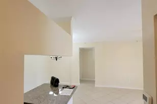 6533 Emerald Dunes Dr, West Palm Beach, FL 33411 - Photo 12
