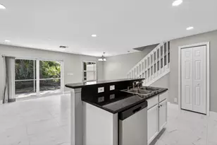106 Fox Meadow Run, Jupiter, FL 33458 - Photo 14