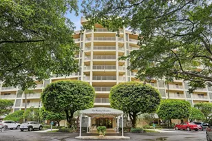 3520 Oaks Way, Pompano Beach, FL 33069 - Photo 1