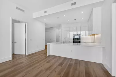 220 Lake Shore Drive #617, Lake Park, FL 33403 - Photo 6