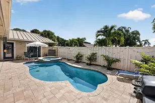 5378 Eagle Lake Dr, Palm Beach Gardens, FL 33418 - Photo 6