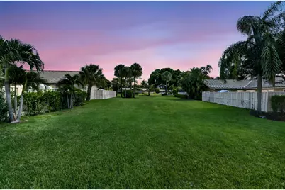 5378 Eagle Lake Drive, Palm Beach Gardens, FL 33418 - Photo 4