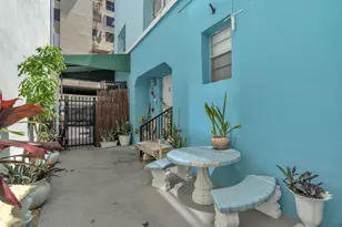 324 Indiana St, Hollywood, FL 33019 - Photo 10