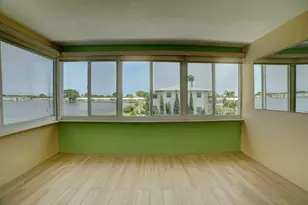 1118 Lake Terrace, Boynton Beach, FL 33426 - Photo 2