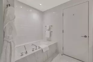 525 N Fort Lauderdale Beach Blvd, Fort Lauderdale, FL 33304 - Photo 46