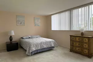 524 Orton Ave, Fort Lauderdale, FL 33304 - Photo 8