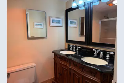 524 Orton Avenue #403, Fort Lauderdale, FL 33304 - Photo 10